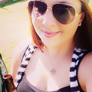 Meet your Posher, Miranda